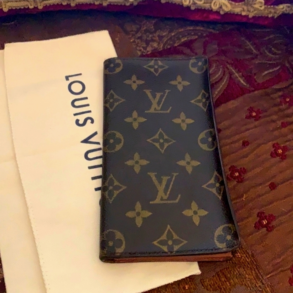 Authentic Louis Vuitton long monogram wallet